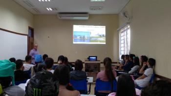 Palestra 'A Carreira Militar'  3ª Série Ensino Médio