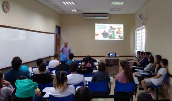 Palestra 'A Carreira Militar'  3ª Série Ensino Médio