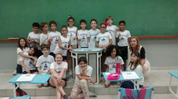Decantação: separação de misturas 4º ano A