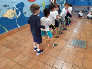 Brincadeira com Bambolês - Integral G1 e G2