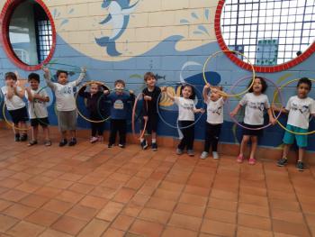 Brincadeira com Bambolês - Integral G1 e G2