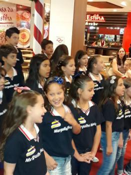 Coral Mergulho Musical no Shopping Piracicaba