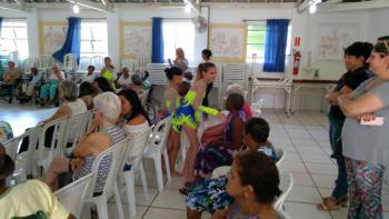 Entrega de doação e Ginástica Acrobática no Lar dos Velhinhos