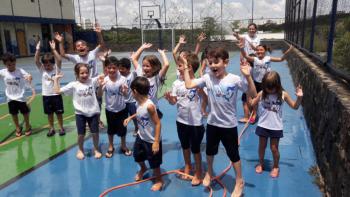 Brincando com Água - Educação Infantil