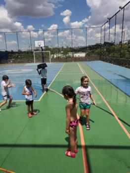 Brincando com Água - Educação Infantil