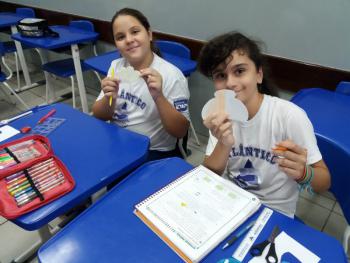 Regiões Planas e Simetria - 5º ano B