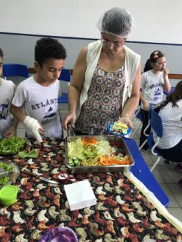 Salada Coletiva - 3ºs anos A e B