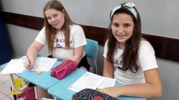 5ºs anos A e B - Paradidático