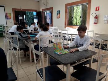 Reading Class (Aula de Leitura) - 5ºs anos A e B