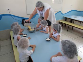 Receitas e estudo das frutas - maternal I