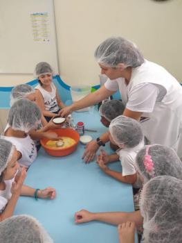 Preparo de bolo de limão - Grupo III Integral