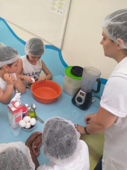 Preparo de bolo de limão - Grupo III Integral