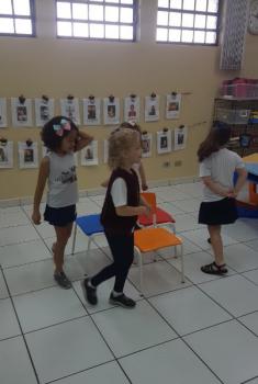 Dança das cadeiras - G1  e G2 Integral