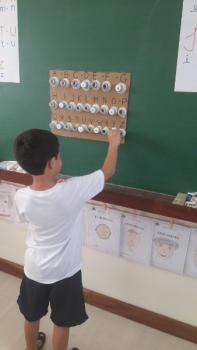 lEtRaS no 1 Ano