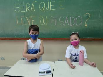 1° anos A e B - Leve ou pesado?