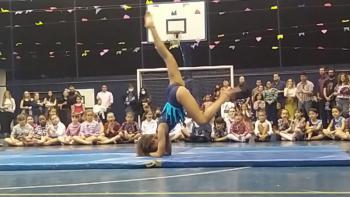Apresentação de Ginástica Acrobática - Festa Junina 2022