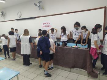 Exposição de Objetos Antigos - 2º ano