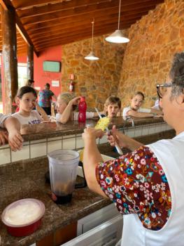 EXPERIMENTO COM ABACAXI - 5º ANO